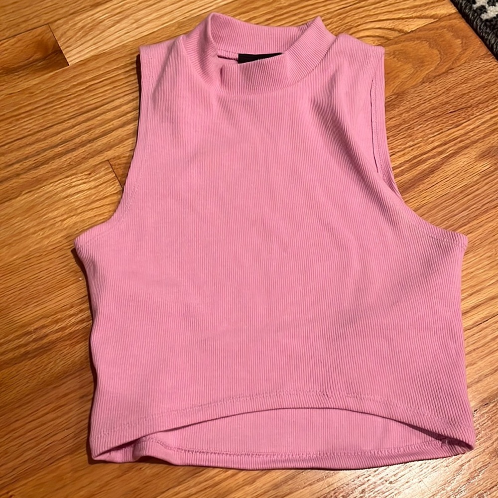 Forever 21 Cropped Mock Neck Top Fair Condition